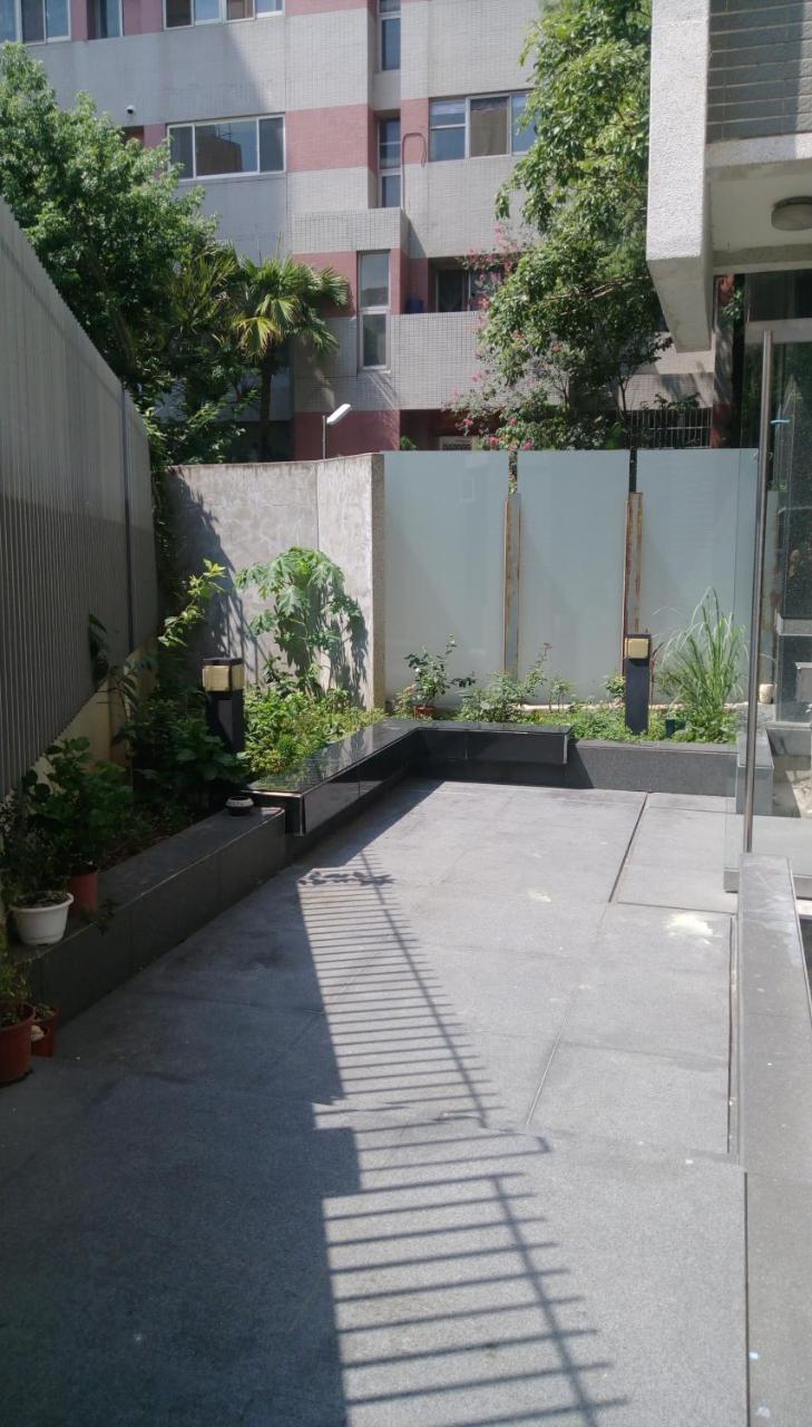 Fengjia Qing Su Homestay Ταϊχούνγκ Εξωτερικό φωτογραφία